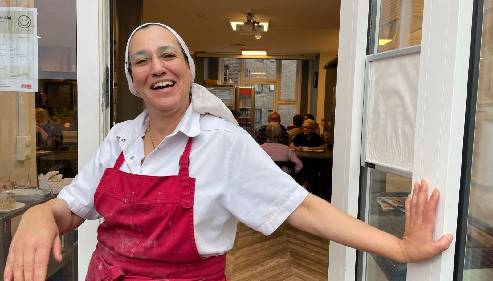 Fra språkkurs til sjef for egen kafé.