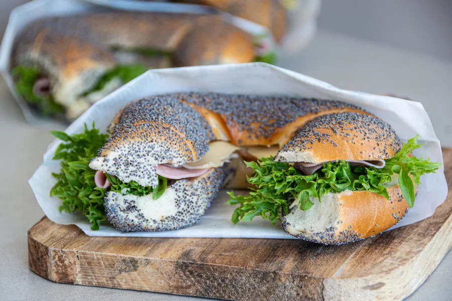 Horn med ost og skinke