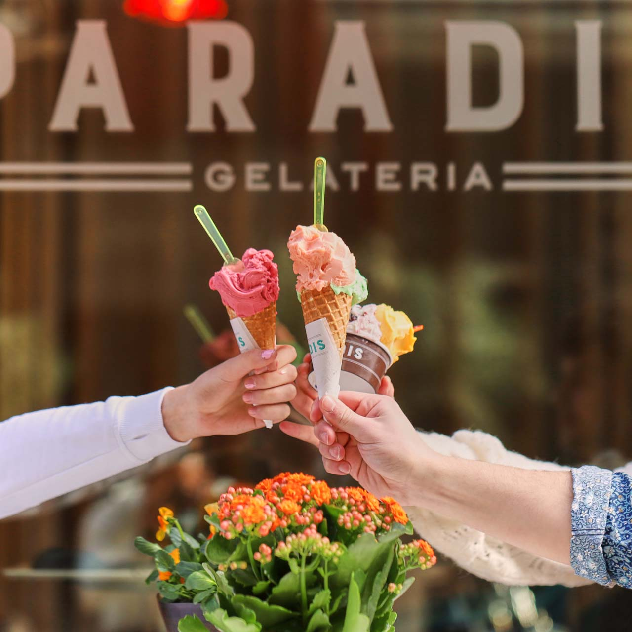 Levering av gelato og kaker